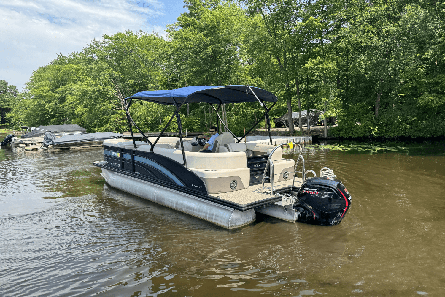 Slide: The Image of Harris Sunliner 210 2022 - 18