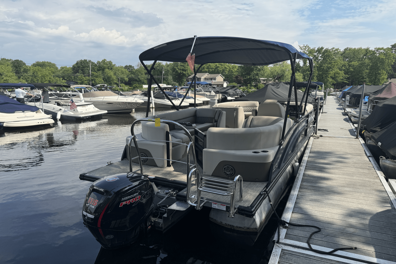 Slide: The Image of Harris Sunliner 210 2022 - 21