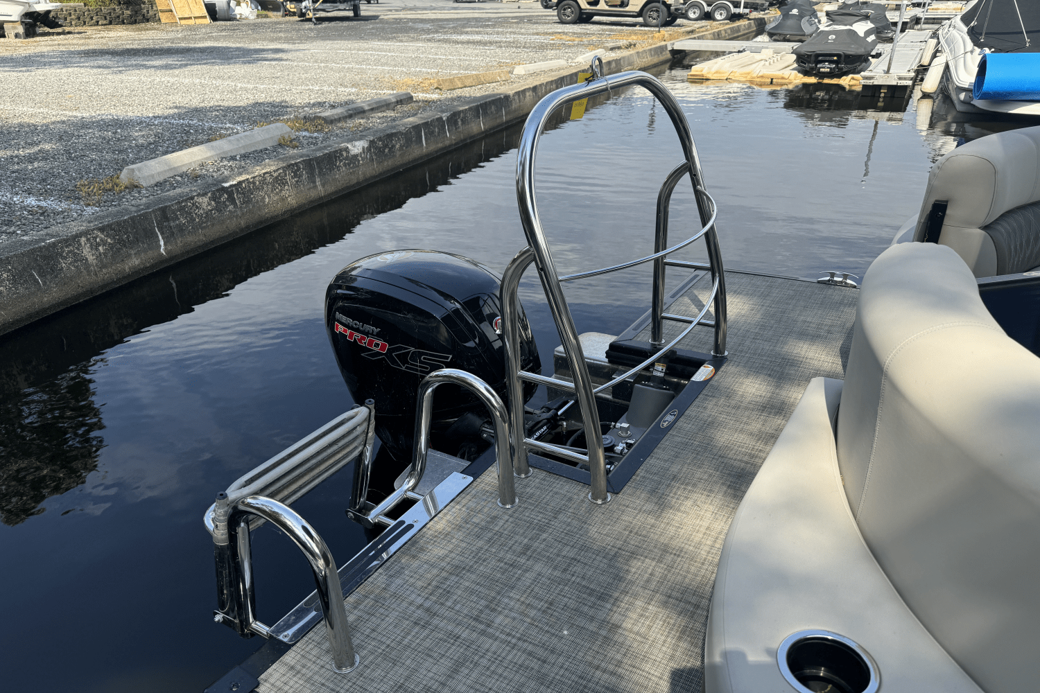 Slide: The Image of Harris Sunliner 210 2022 - 26