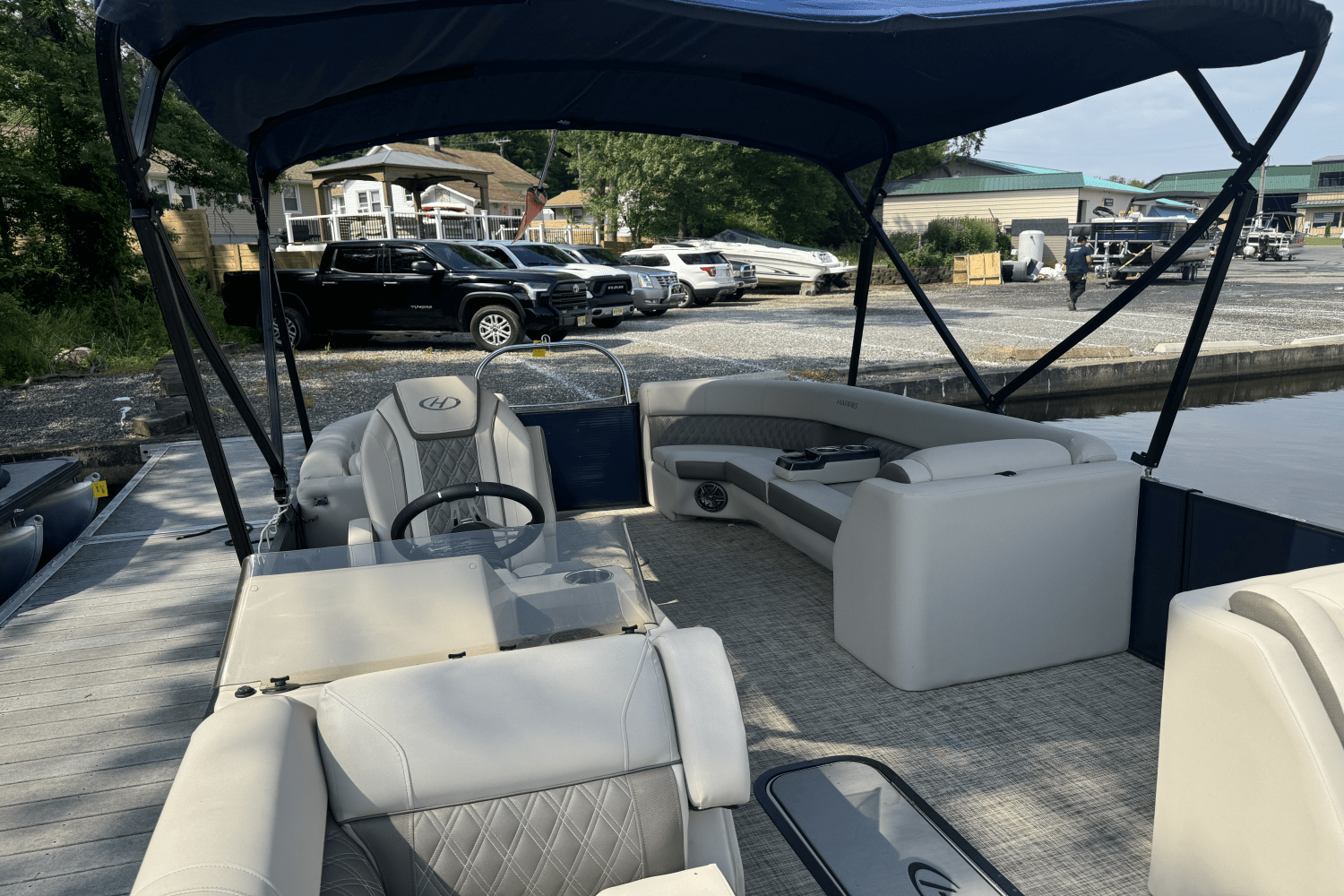 Slide: The Image of Harris Sunliner 210 2022 - 47