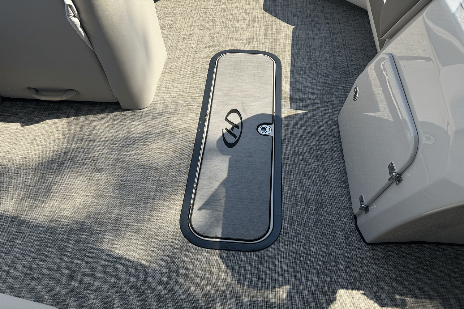 Slide: The Image of Harris Sunliner 210 2022 - 49