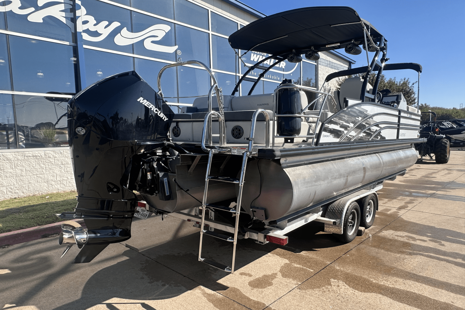 Slide: The Image of Harris Sunliner 250 Sport 2022 - 3