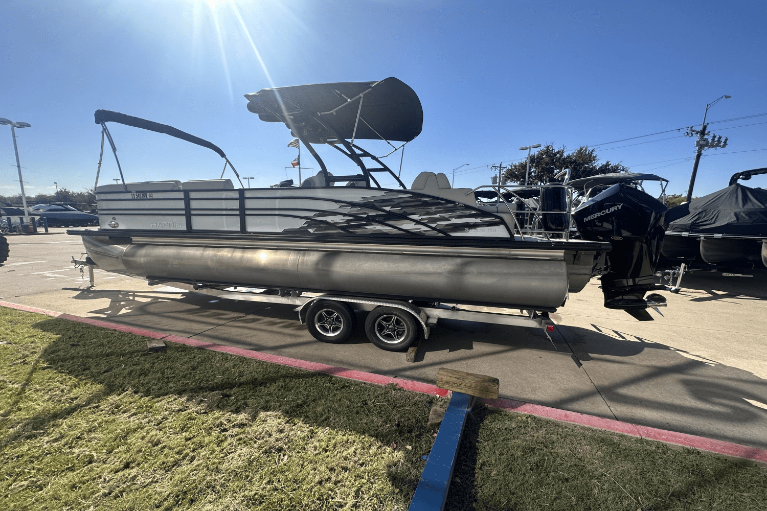 Slide: The Image of Harris Sunliner 250 Sport 2022 - 5