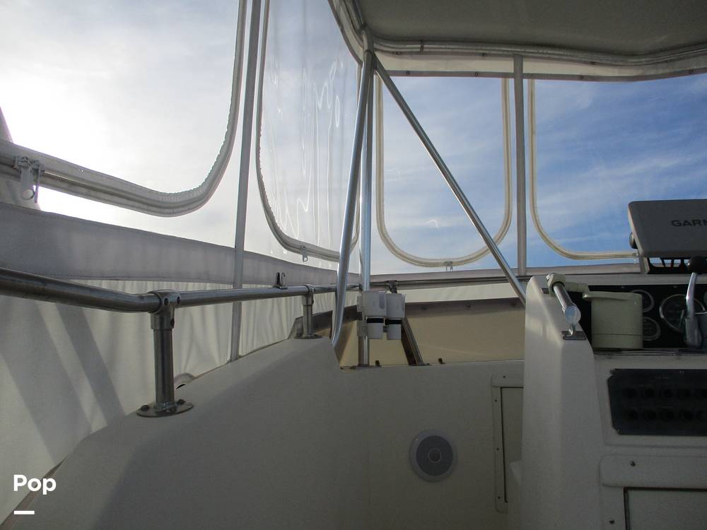 Slide: The Image of Hatteras 32 Flybridge Fisherman 1987 - 13497551