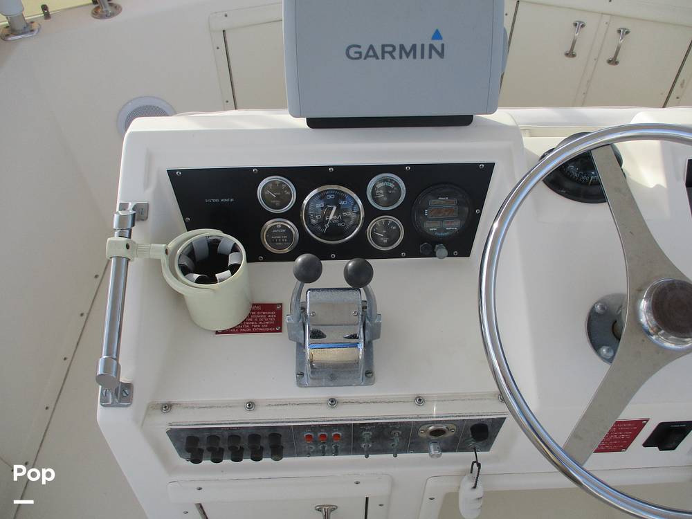 Slide: The Image of Hatteras 32 Flybridge Fisherman 1987 - 13497552