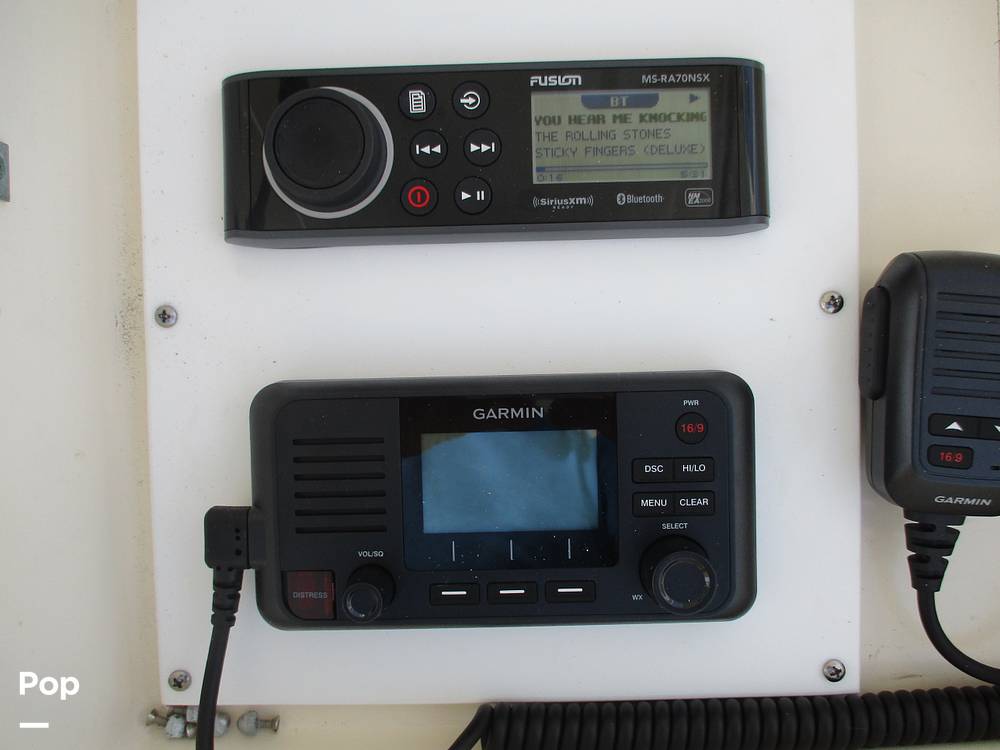 Slide: The Image of Hatteras 32 Flybridge Fisherman 1987 - 13497554