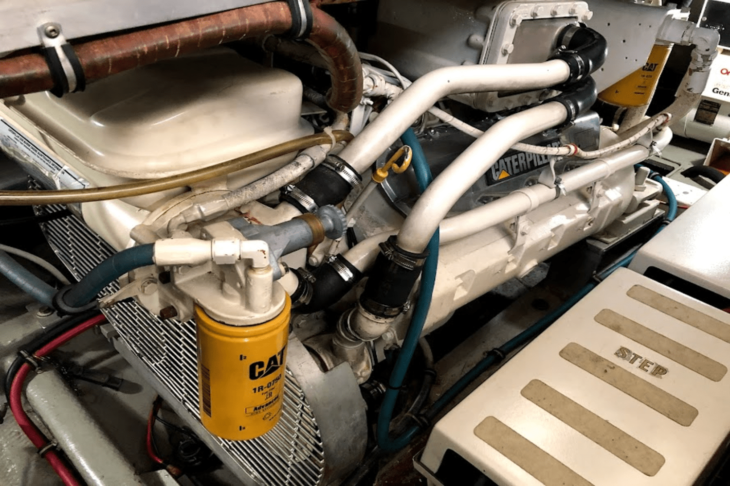 Slide: The Image of Hatteras 36 SPORT FISHERMAN 1986 - 35