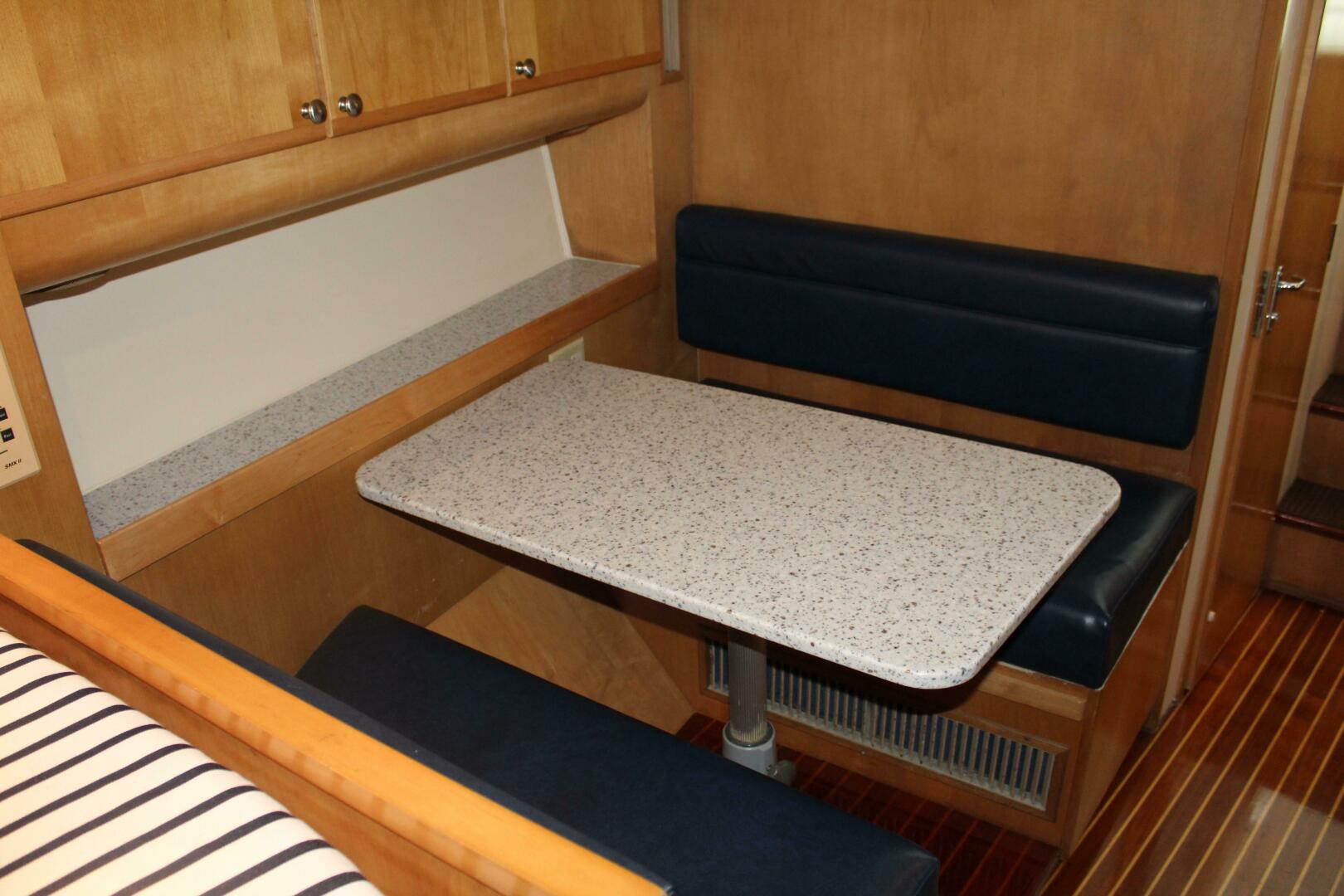 Slide: The Image of Hatteras 39 XS 1998 - 5278080