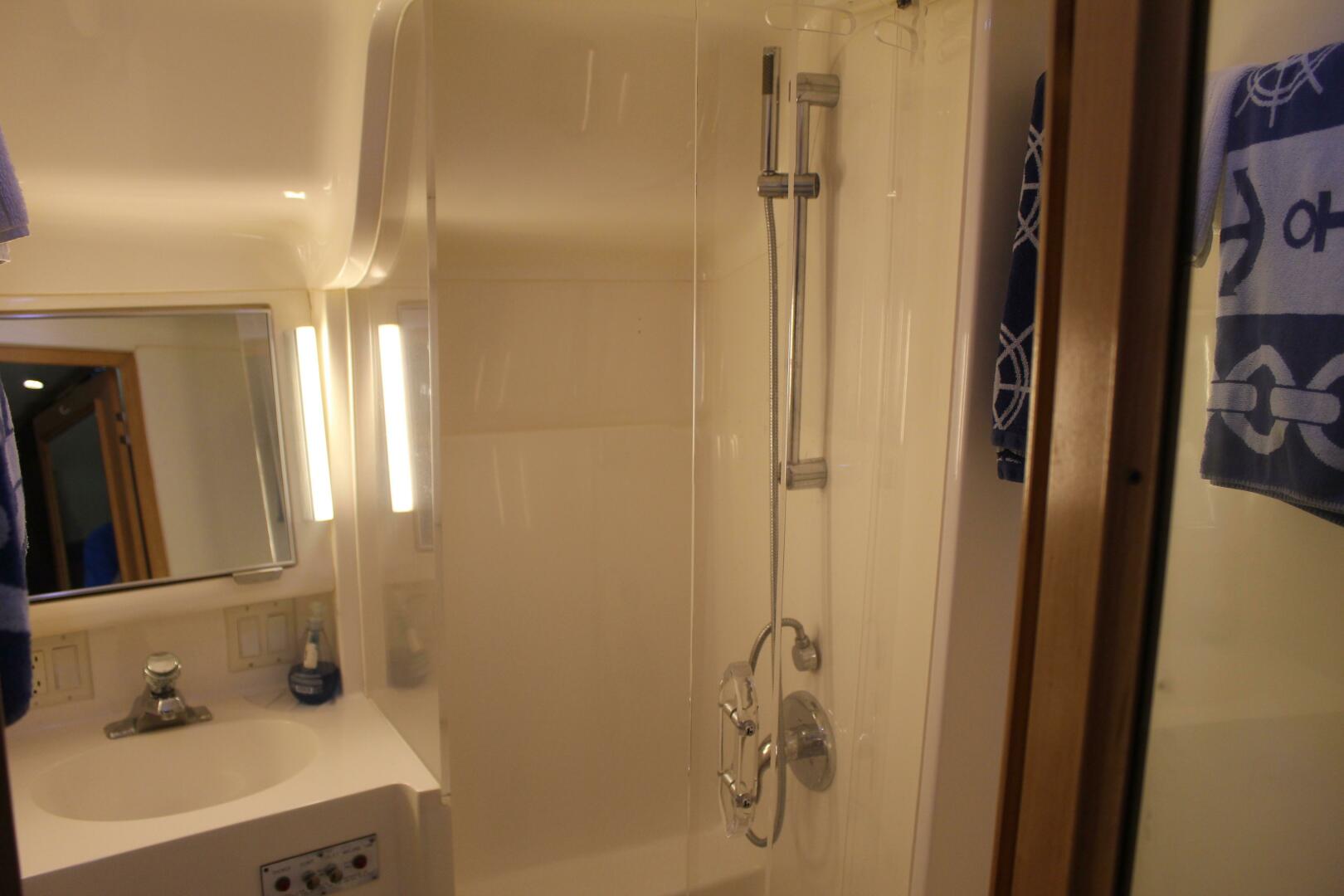 Slide: The Image of Hatteras 39 XS 1998 - 5278096