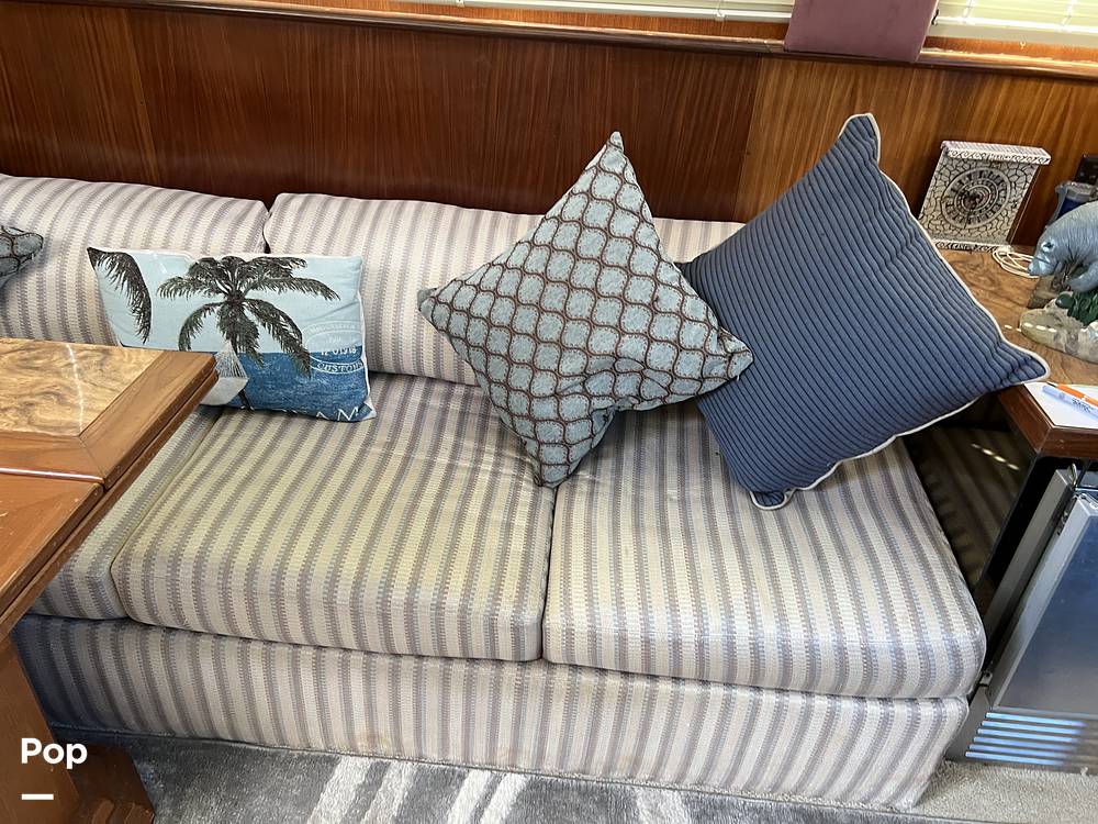 Slide: The Image of Hatteras 40 Double Cabin 1989 - 15123893