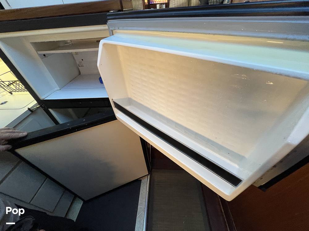 Slide: The Image of Hatteras 40 Double Cabin 1989 - 15123970