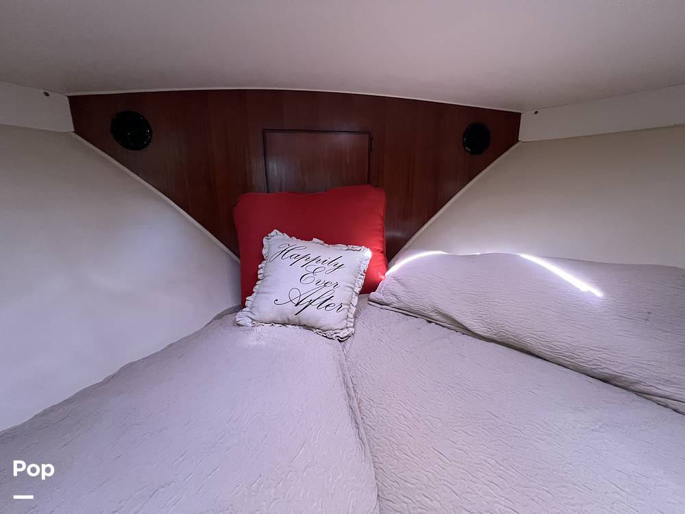 Slide: The Image of Big And Comfortable. - 15123961