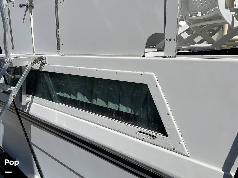 Slide: The Image of Hatteras 40 Double Cabin 1989 - 15123793