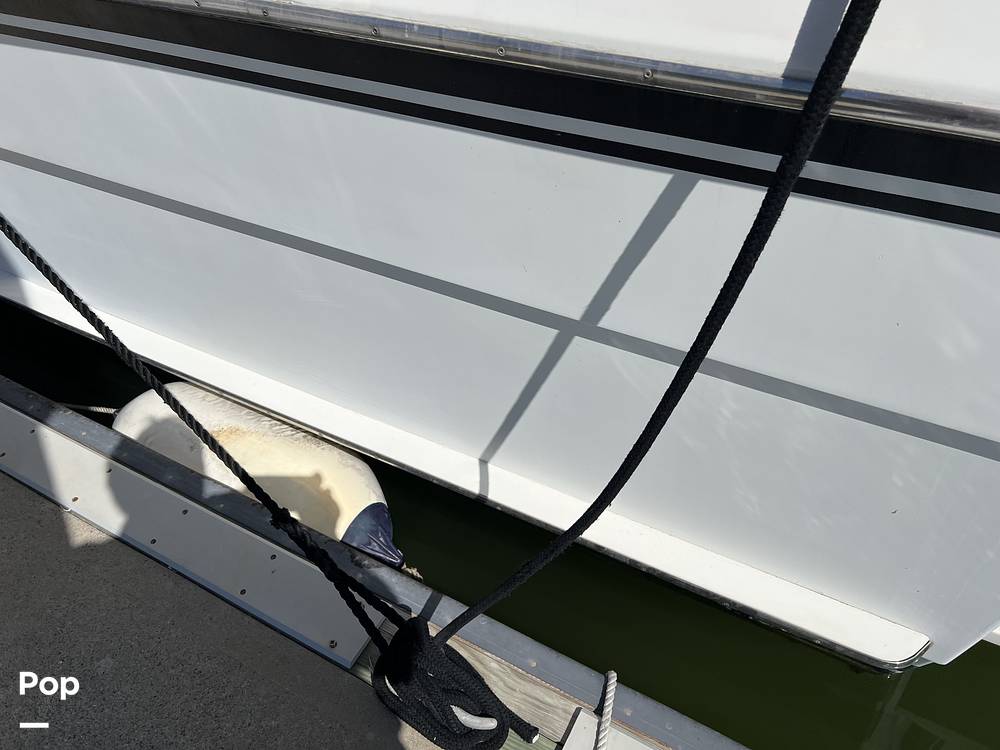 Slide: The Image of Hatteras 40 Double Cabin 1989 - 15123794
