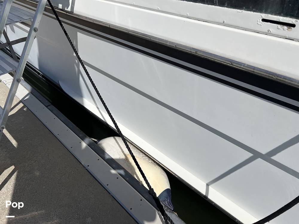 Slide: The Image of Hatteras 40 Double Cabin 1989 - 15123795