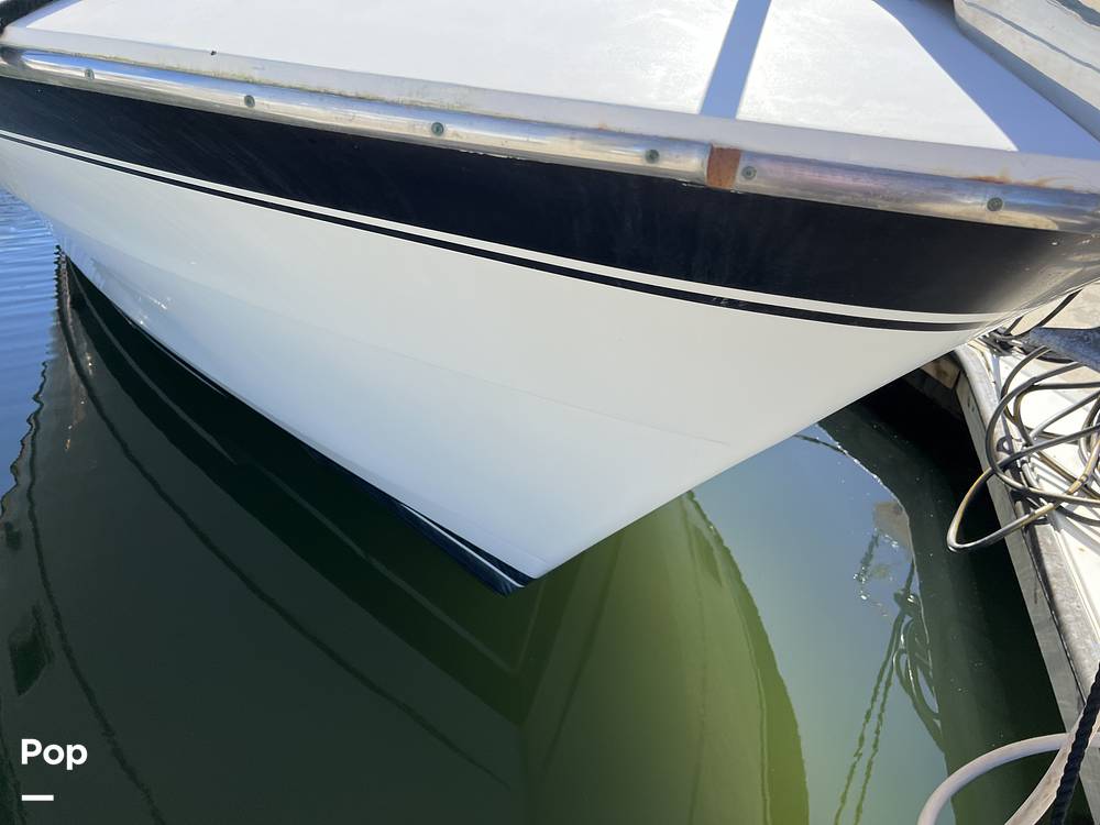 Slide: The Image of Hatteras 40 Double Cabin 1989 - 15123822