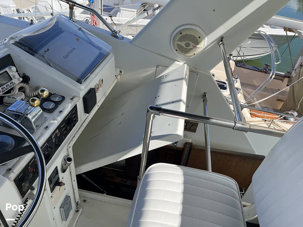 Slide: The Image of Hatteras 40 Double Cabin 1989 - 15123852