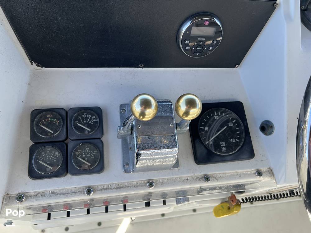 Slide: The Image of Hatteras 40 Double Cabin 1989 - 15123858