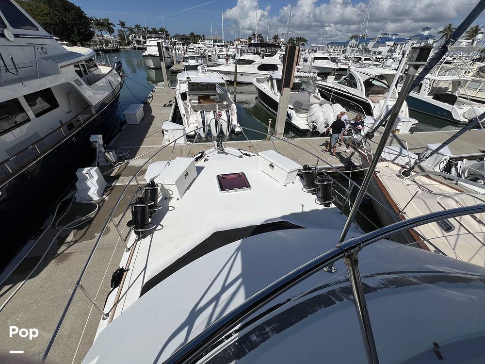 Slide: The Image of Hatteras 40 Double Cabin 1989 - 15123870