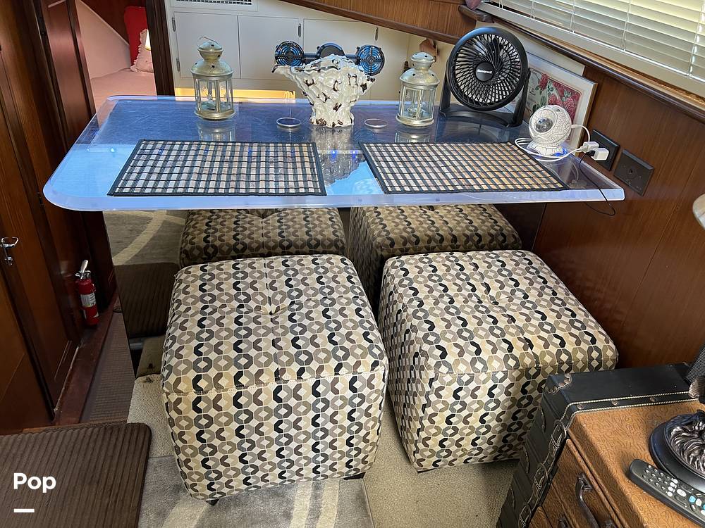 Slide: The Image of Hatteras 40 Double Cabin 1989 - 15123886