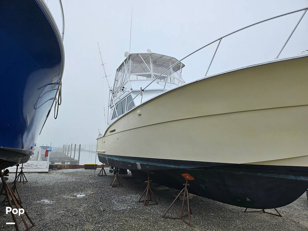 Slide: The Image of Hatteras 42 Convertable 1977 - 15397224