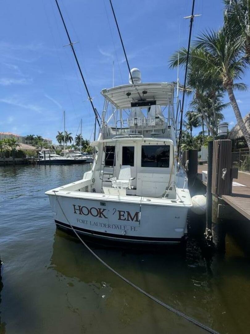 Slide: The Image of Hatteras 42 Convertible 1989 - 5500583