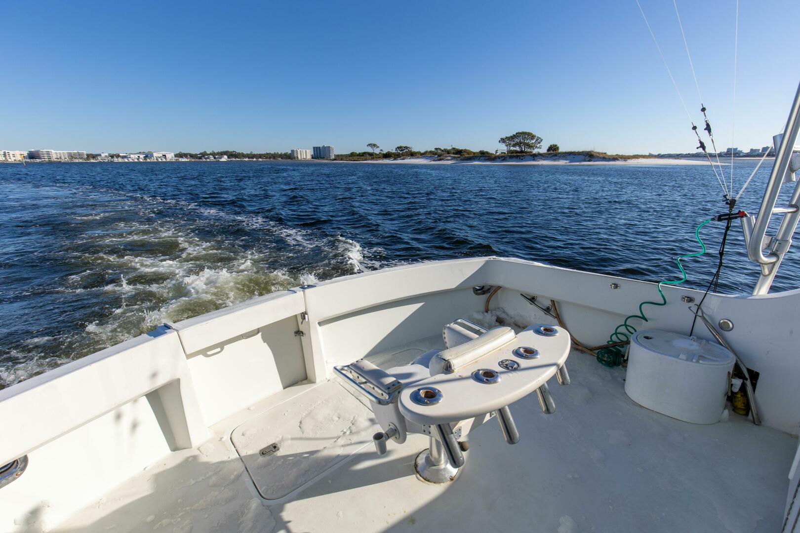 Slide: The Image of 1997 43 Hatteras Sport Express Freebird Cockpit (1) - 5045911