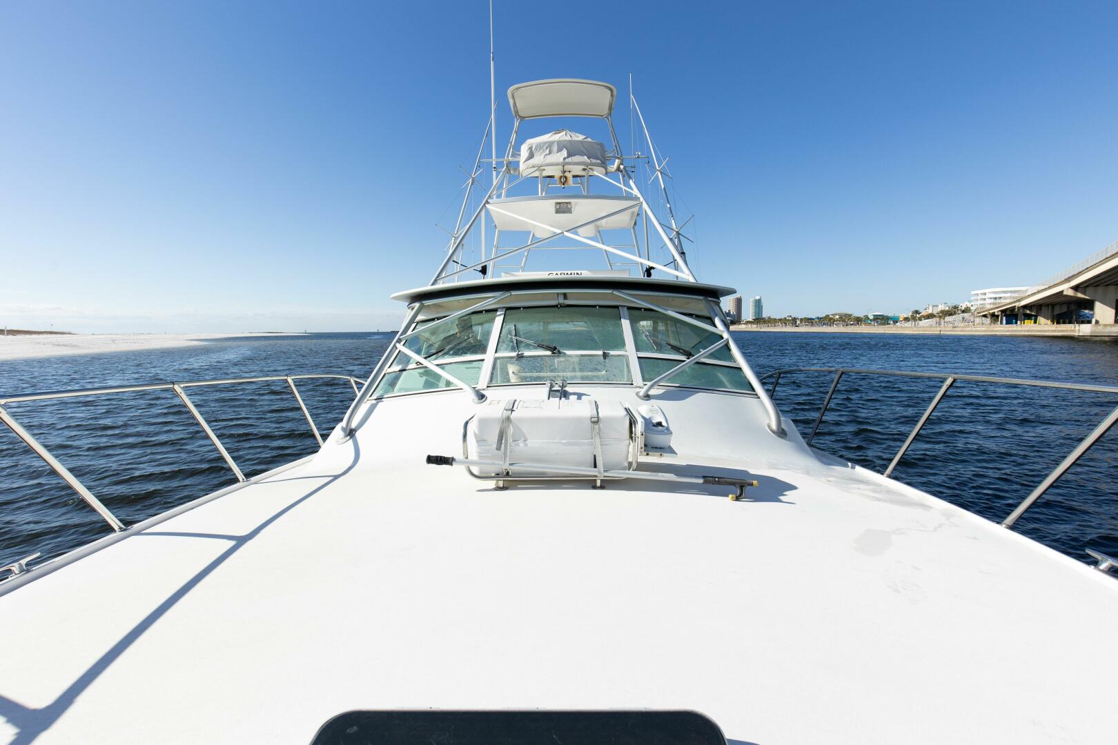 Slide: The Image of 1997 43 Hatteras Sport Express Freebird Bow (4) - 5045935