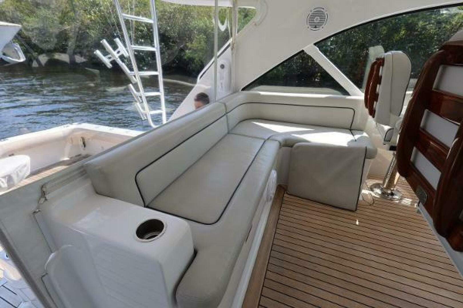 Slide: The Image of Hatteras 45 Express Sportfish 2018 - 5117066