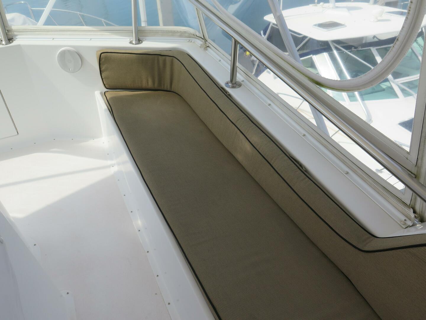 Slide: The Image of 1988 Hatteras 48 Convertible - SQUARED AWAY - 4248287