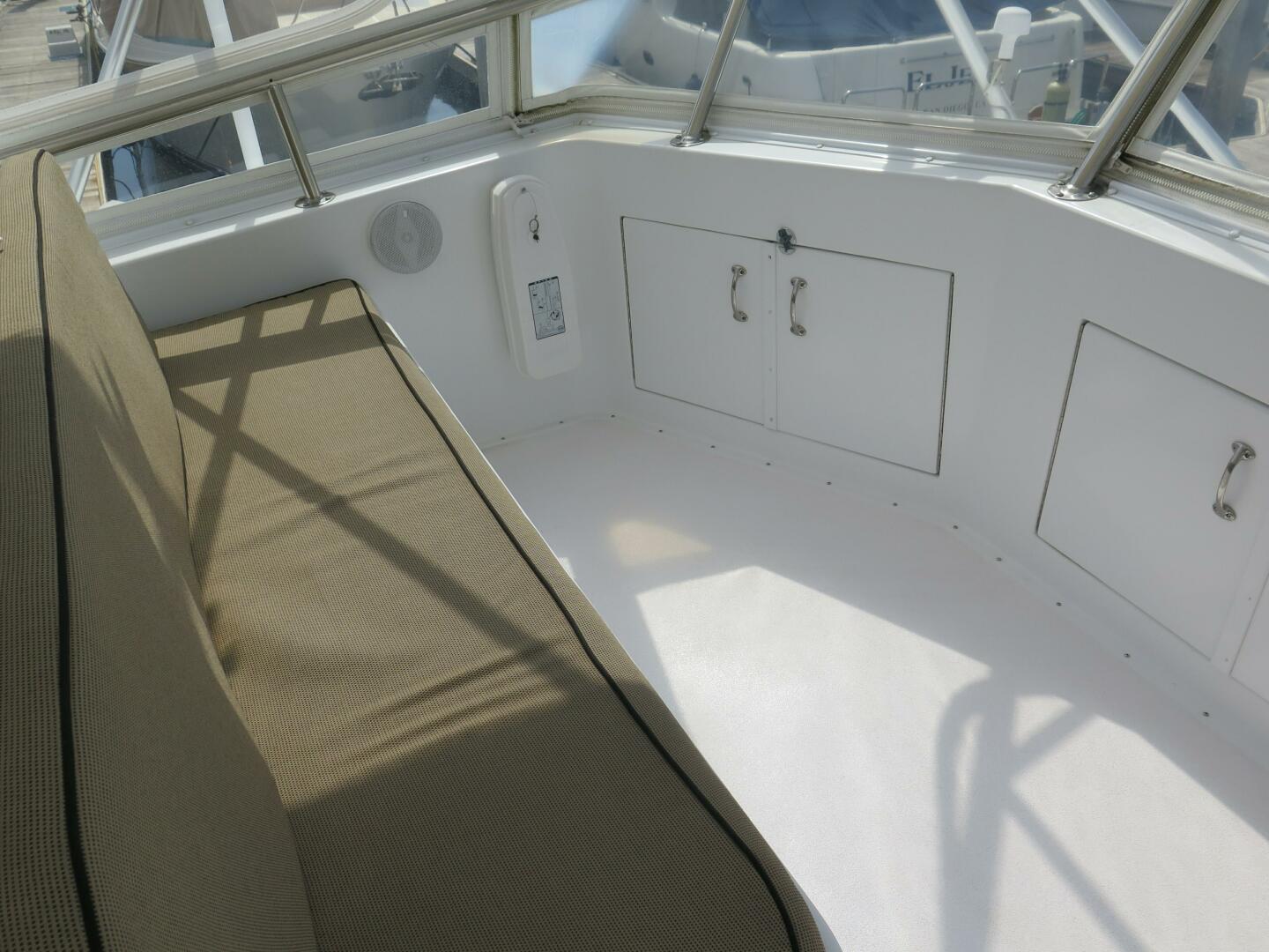 Slide: The Image of 1988 Hatteras 48 Convertible - SQUARED AWAY - 4248288