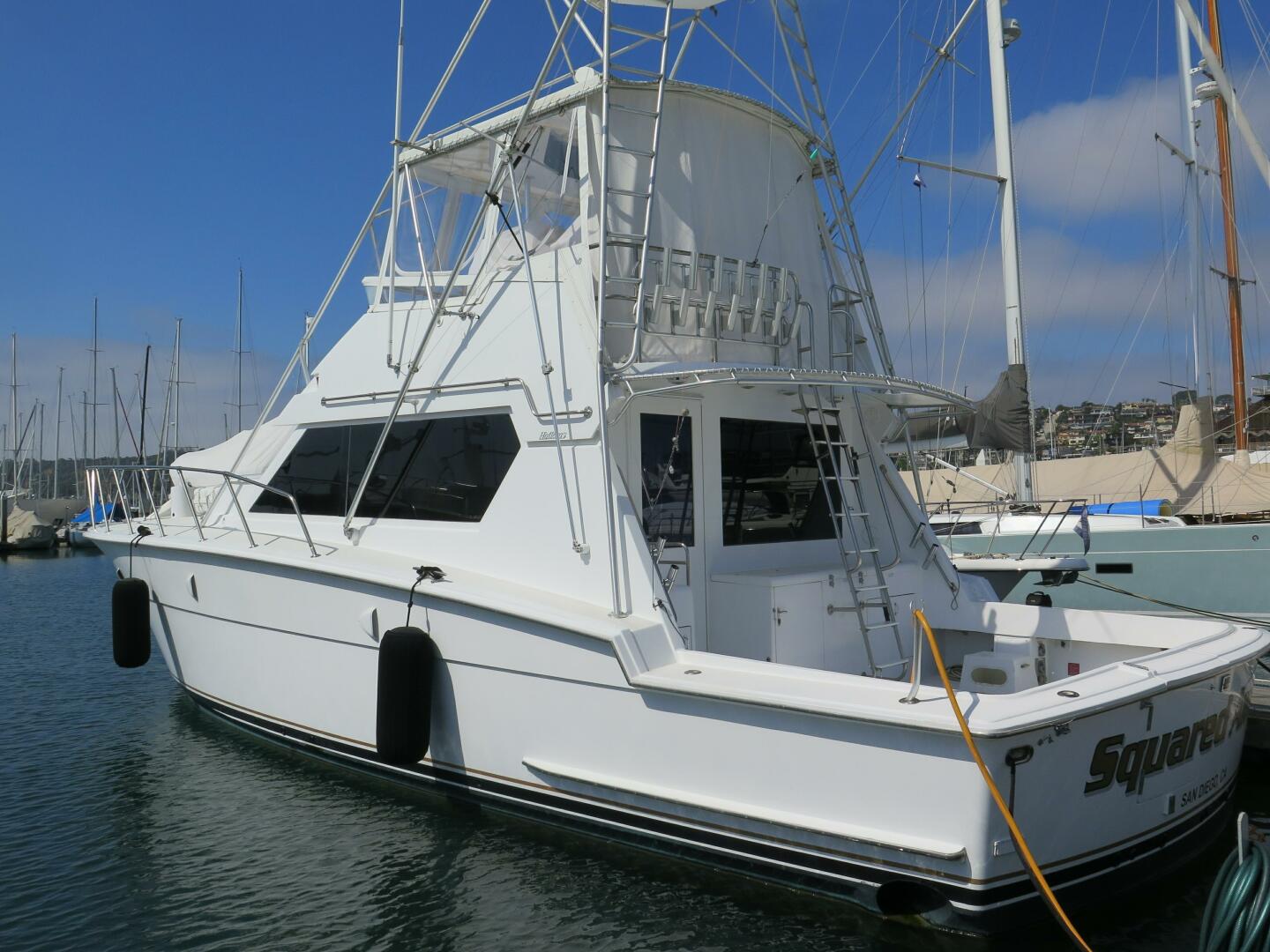 Slide: The Image of 1988 Hatteras 48 Convertible - SQUARED AWAY - 4248300