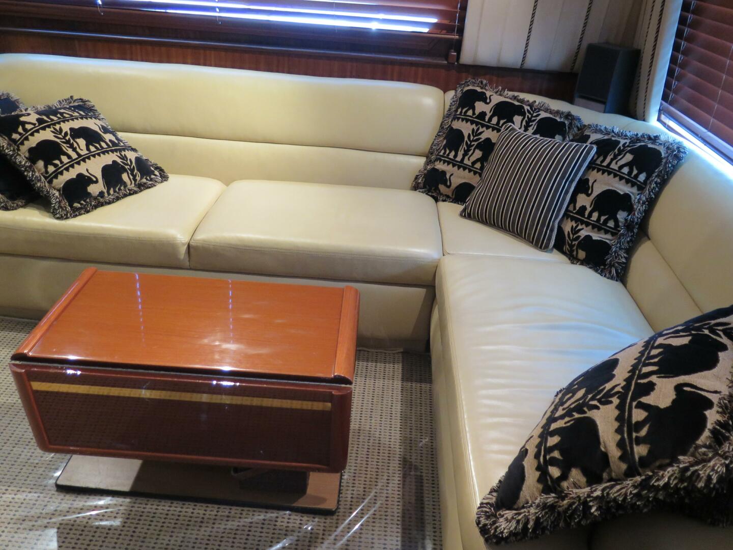 Slide: The Image of 1988 Hatteras 48 Convertible - SQUARED AWAY - 4248252