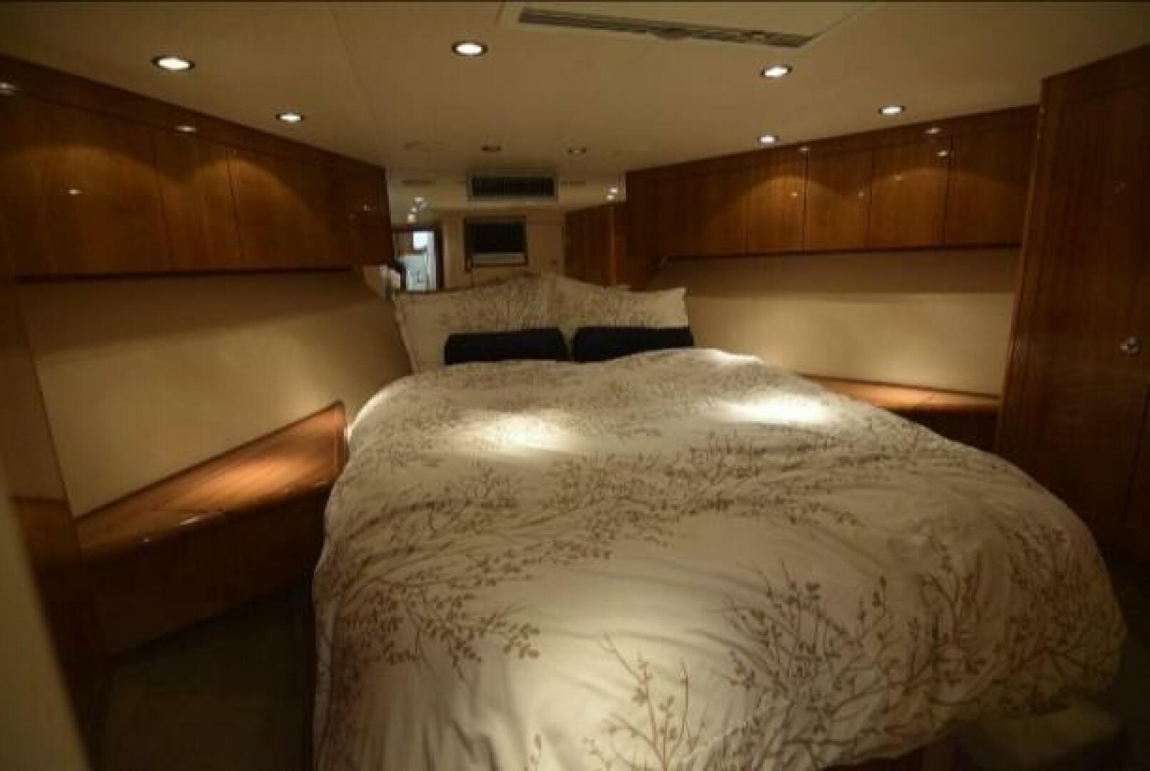 Slide: The Image of 2006 Hatteras 50 Convertible 'Burnin Daylight' - 4674070