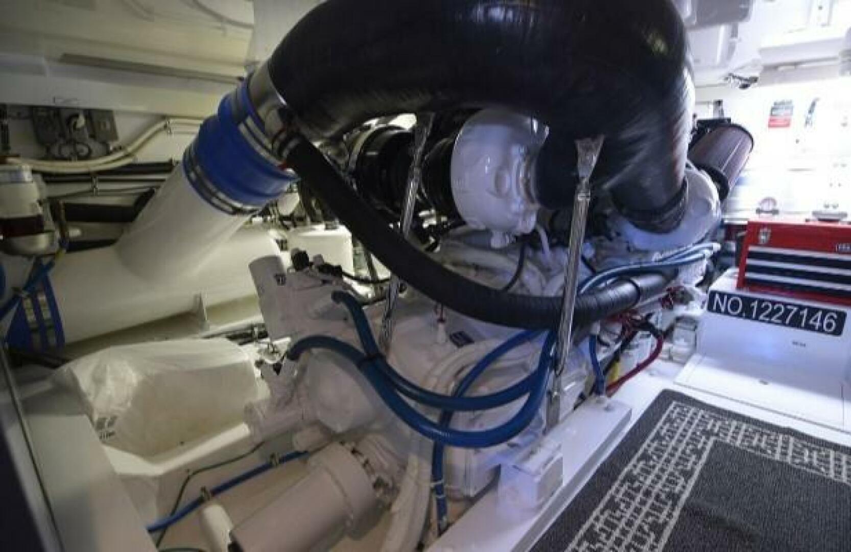 Slide: The Image of 2006 Hatteras 50 Convertible 'Burnin Daylight' - 4674087