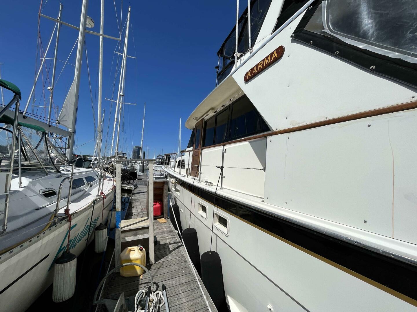 Slide: The Image of Hatteras 52 1982 - 4246095
