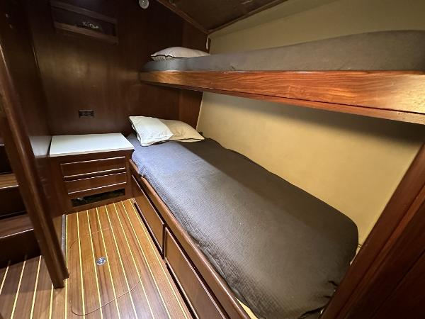 Slide: The Image of Hatteras 52 Convertible 1986 - 53