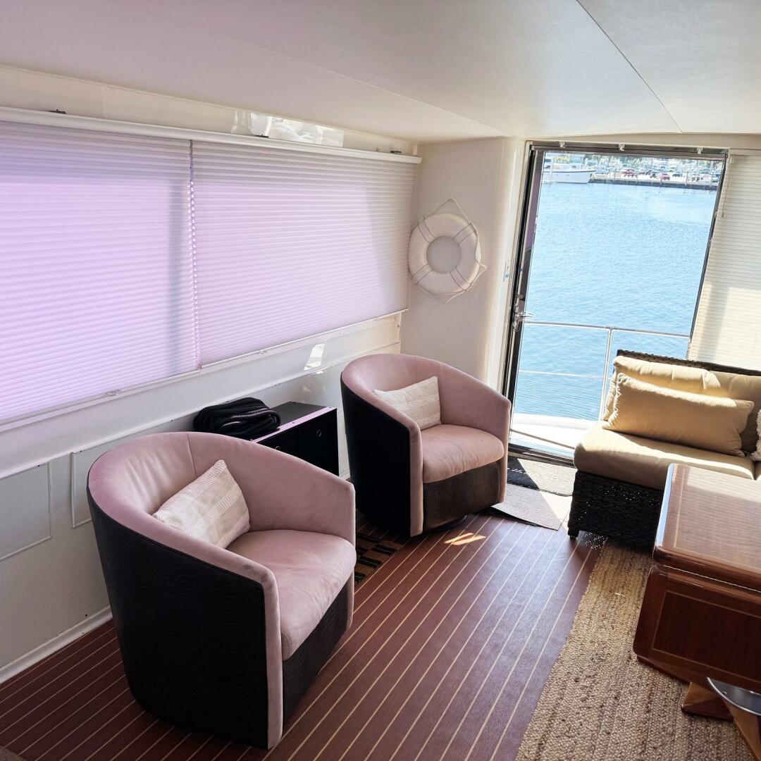 Slide: The Image of Aft Deck/Upper Salon - 4978191