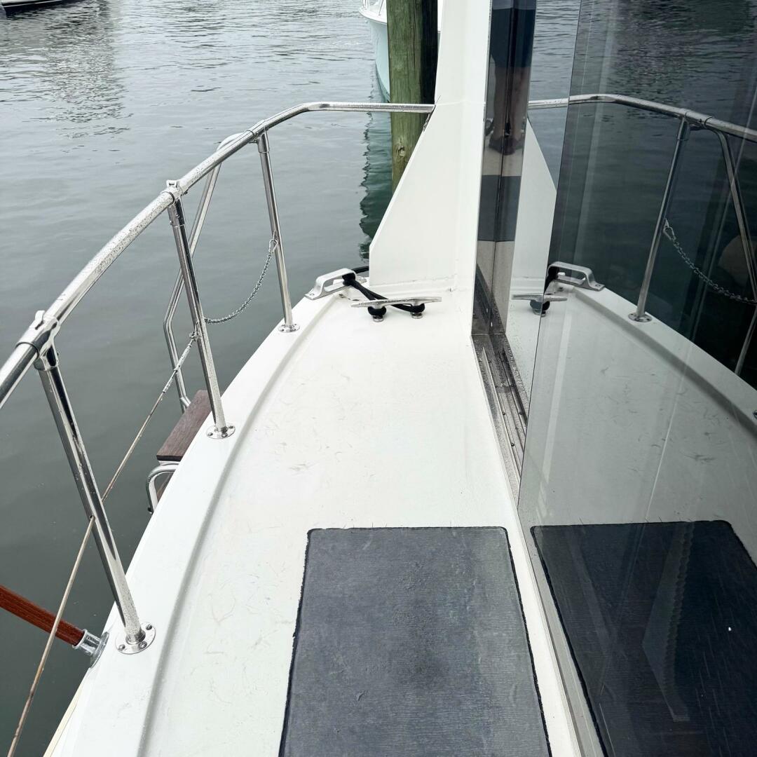 Slide: The Image of Aft Deck Line Handling Deck - 4978192