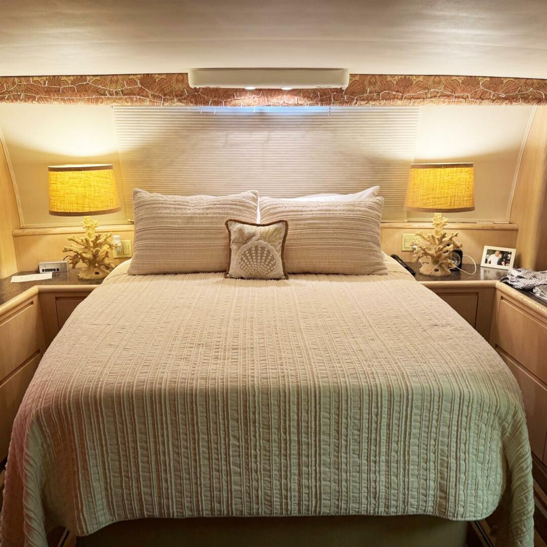 Slide: The Image of Master Stateroom - 4978203