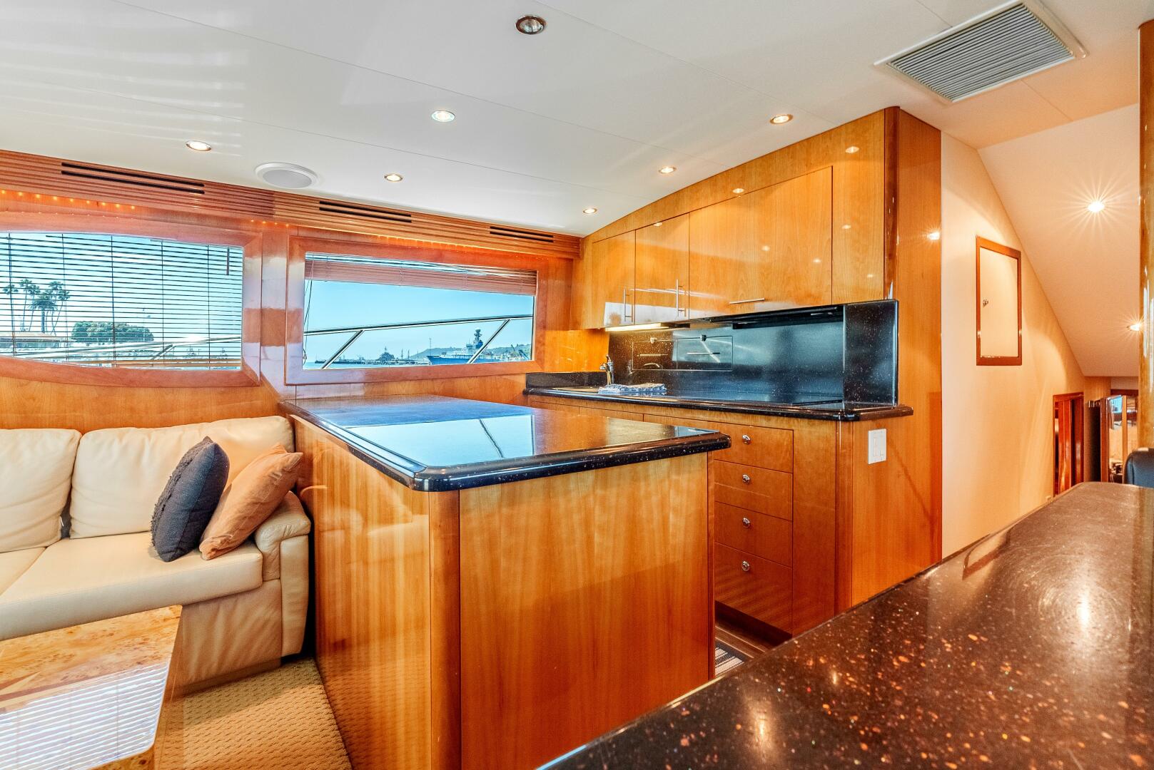 Slide: The Image of 2004 Hatteras 54 Convertible - 5362565