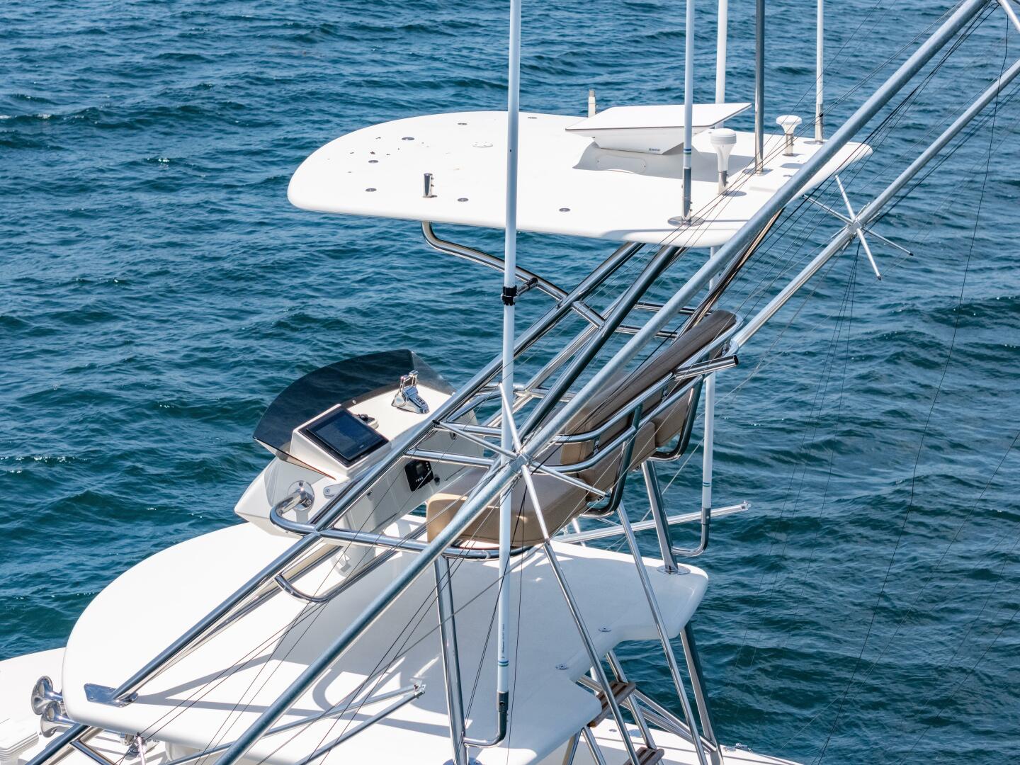 Slide: The Image of 2004 Hatteras 54 Convertible - 5362601