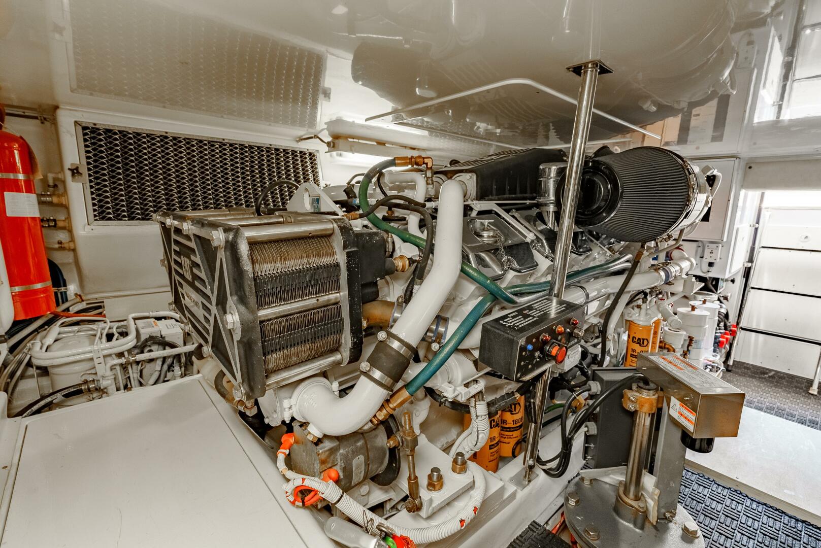 Slide: The Image of 2004 Hatteras 54 Convertible  - 5362606