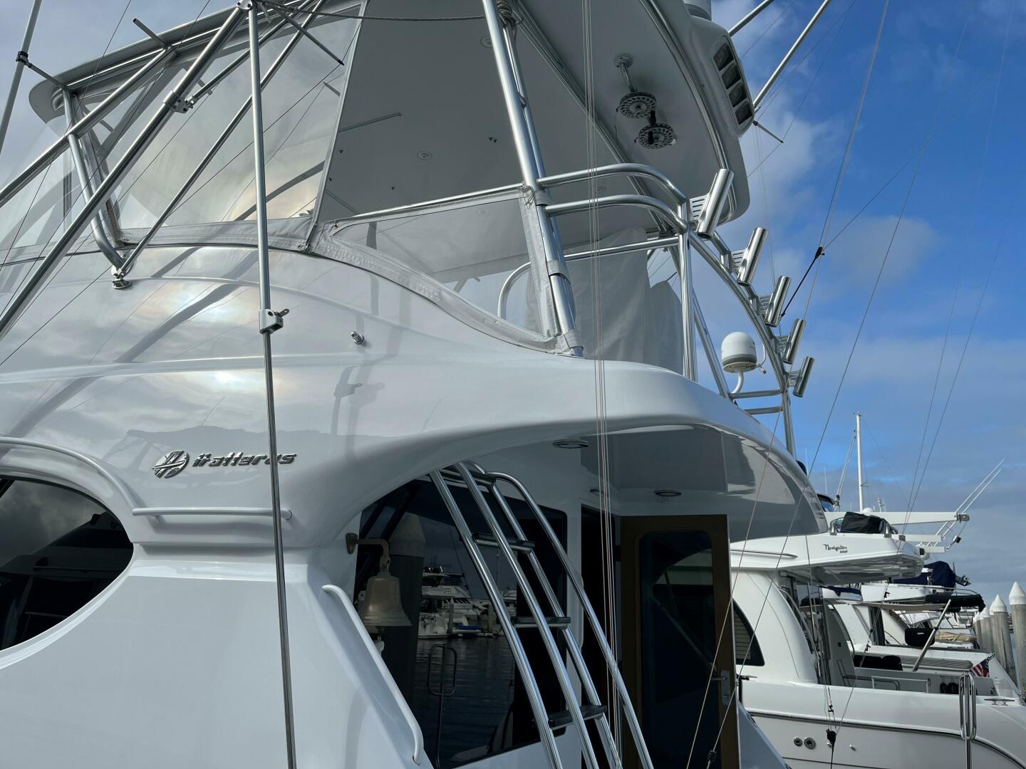 Slide: The Image of 2005 Hatteras 54 Convertible - HEADQUARTERS - 4471451