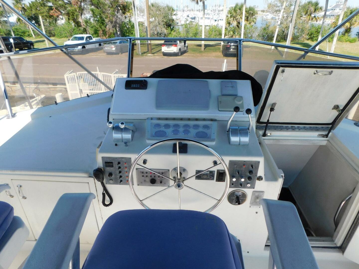 Slide: The Image of Hatteras 54 MotorYacht 1987 - 5103188
