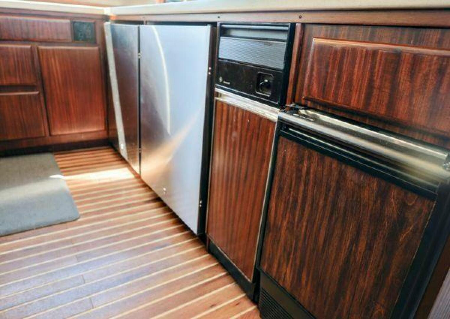 Slide: The Image of Hatteras 55 Convertible 1987 - 5234289