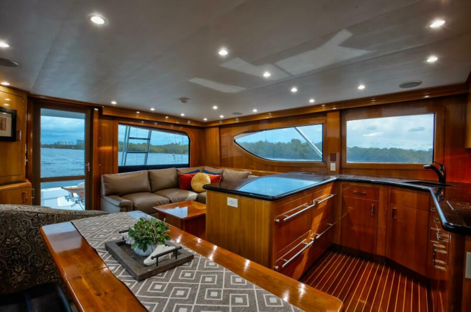 Slide: The Image of Hatteras 55 Convertible 2001 - 4801173