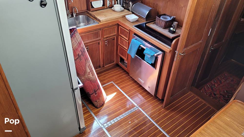 Slide: The Image of Hatteras 58 Fisherman 1979 - 10299168
