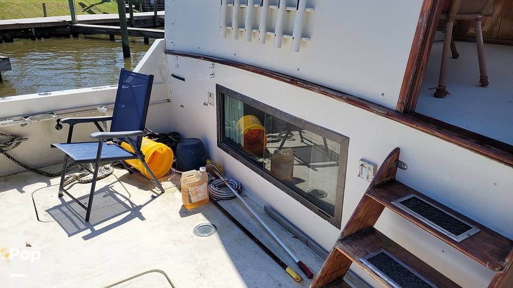 Slide: The Image of Hatteras 58 Fisherman 1979 - 10298984