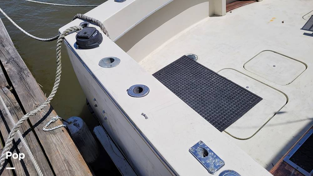 Slide: The Image of Hatteras 58 Fisherman 1979 - 10298987